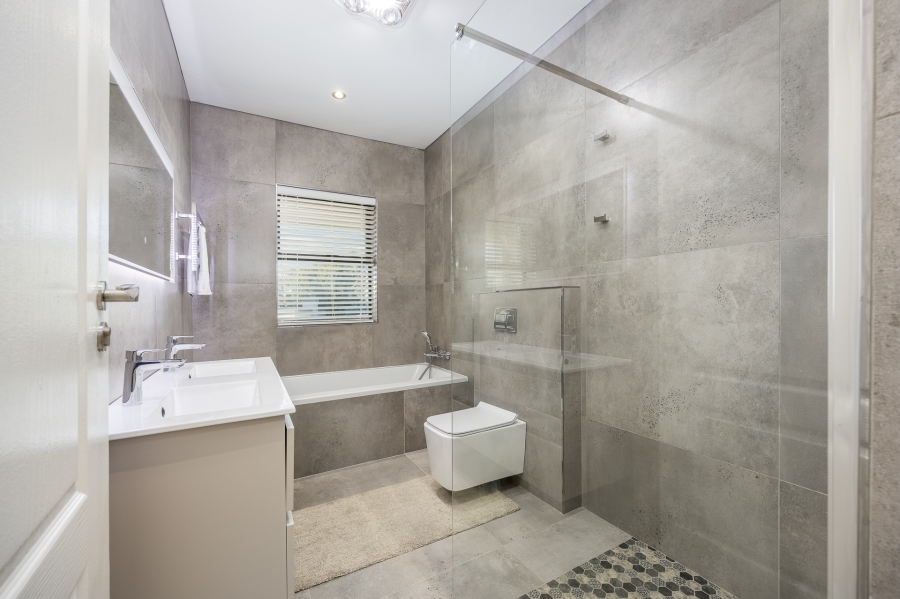 3 Bedroom Property for Sale in Zevendal Western Cape